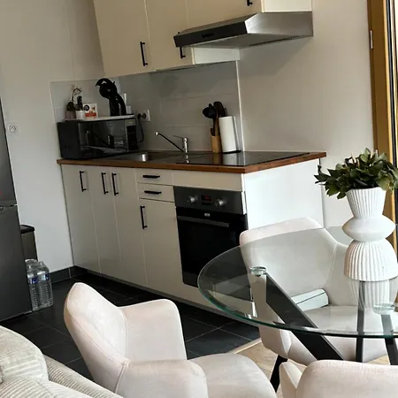 Yasmina Appartamento Bobigny
